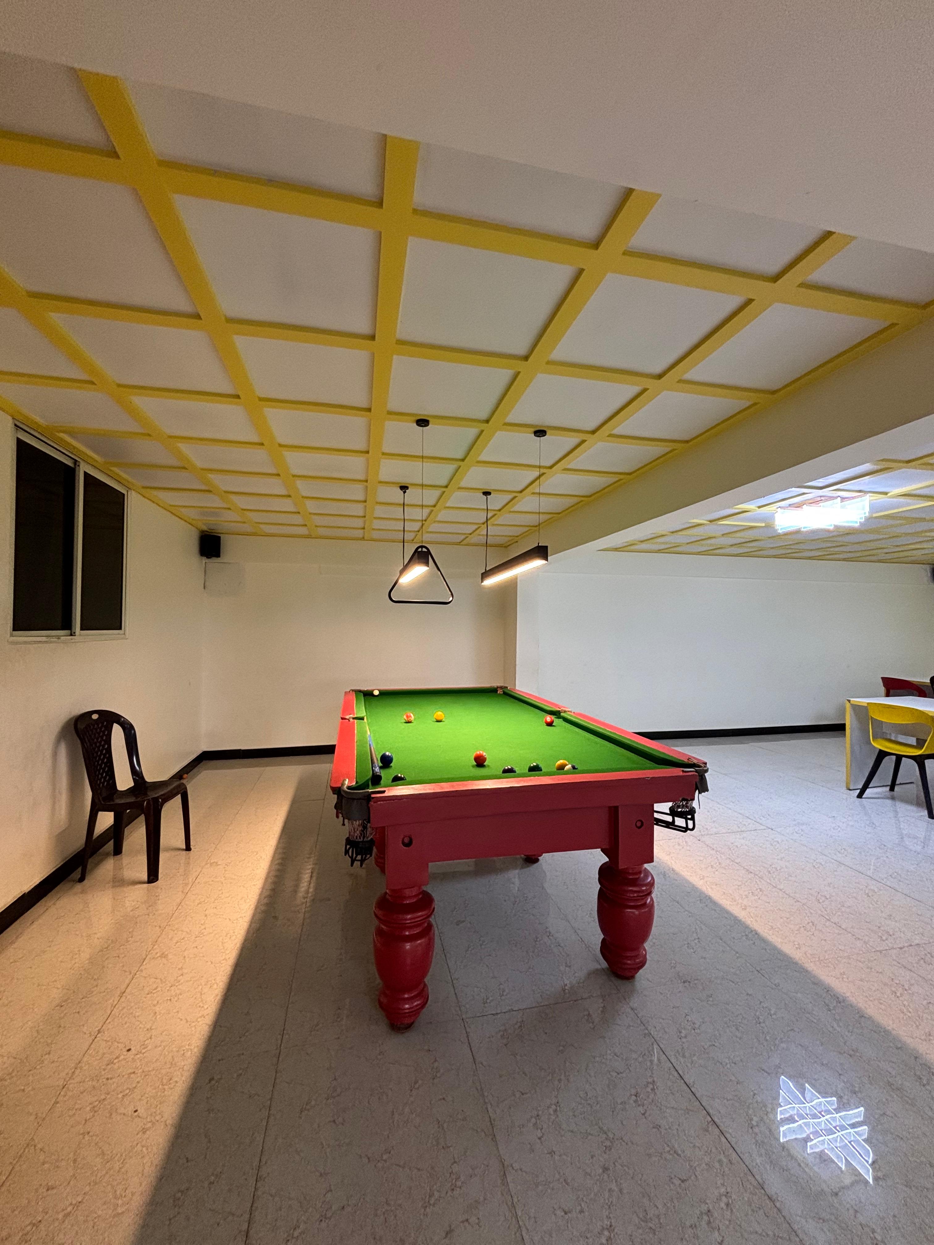 Gallery 16